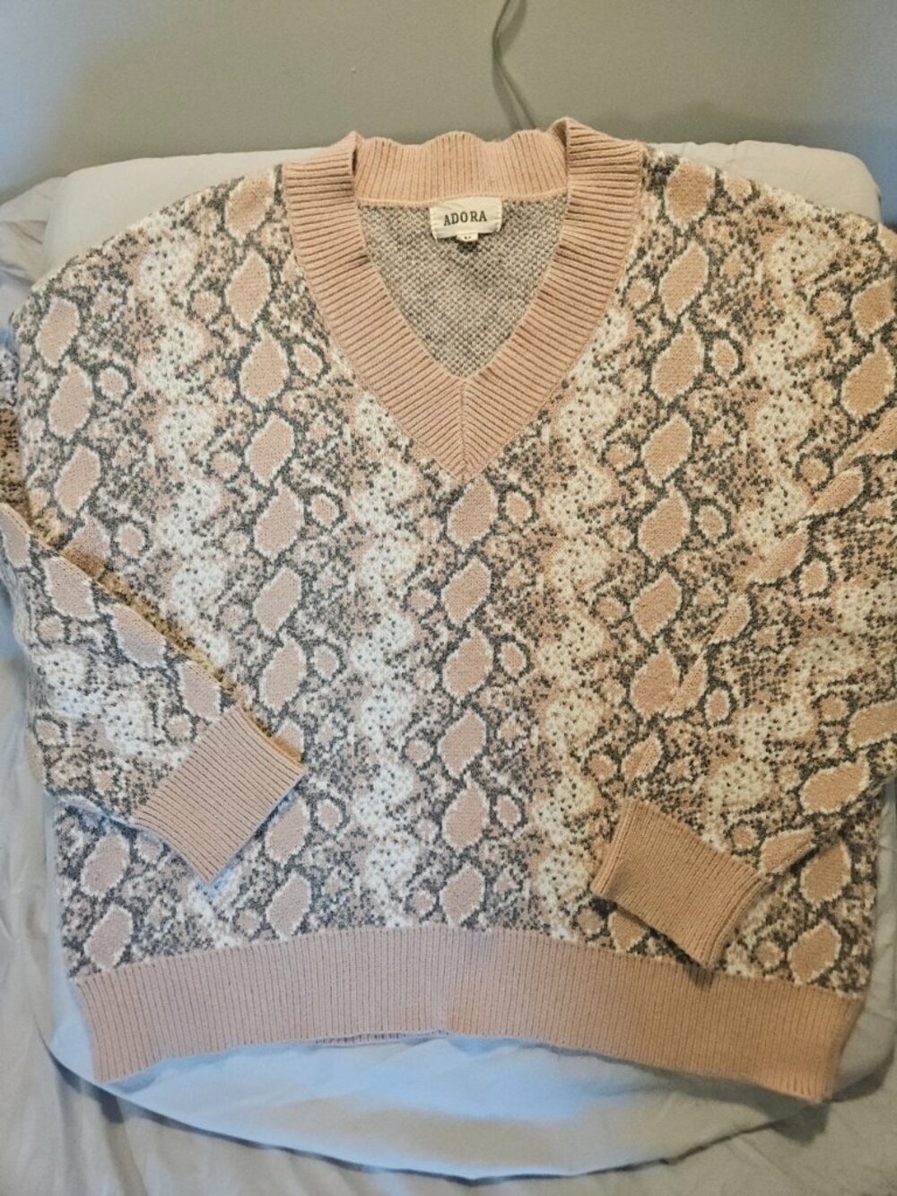 Adora Blush Pink Python Snake Print Viscose Blend V-Neck‎ Sweater - Medium